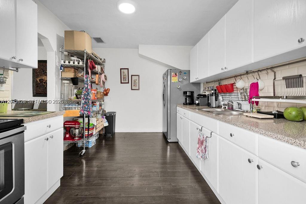 600 NW 34th Avenue
