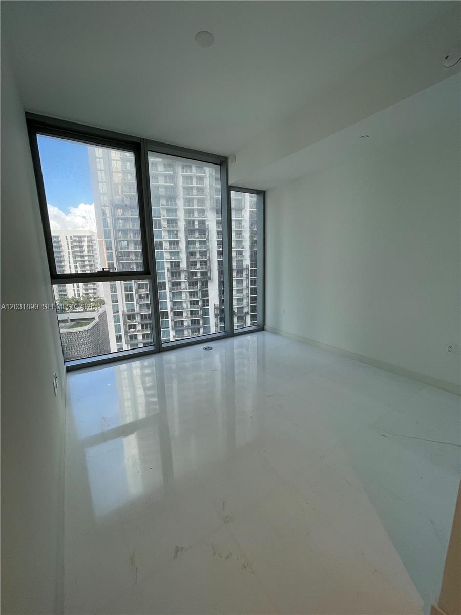 300 Biscayne Blvd Way