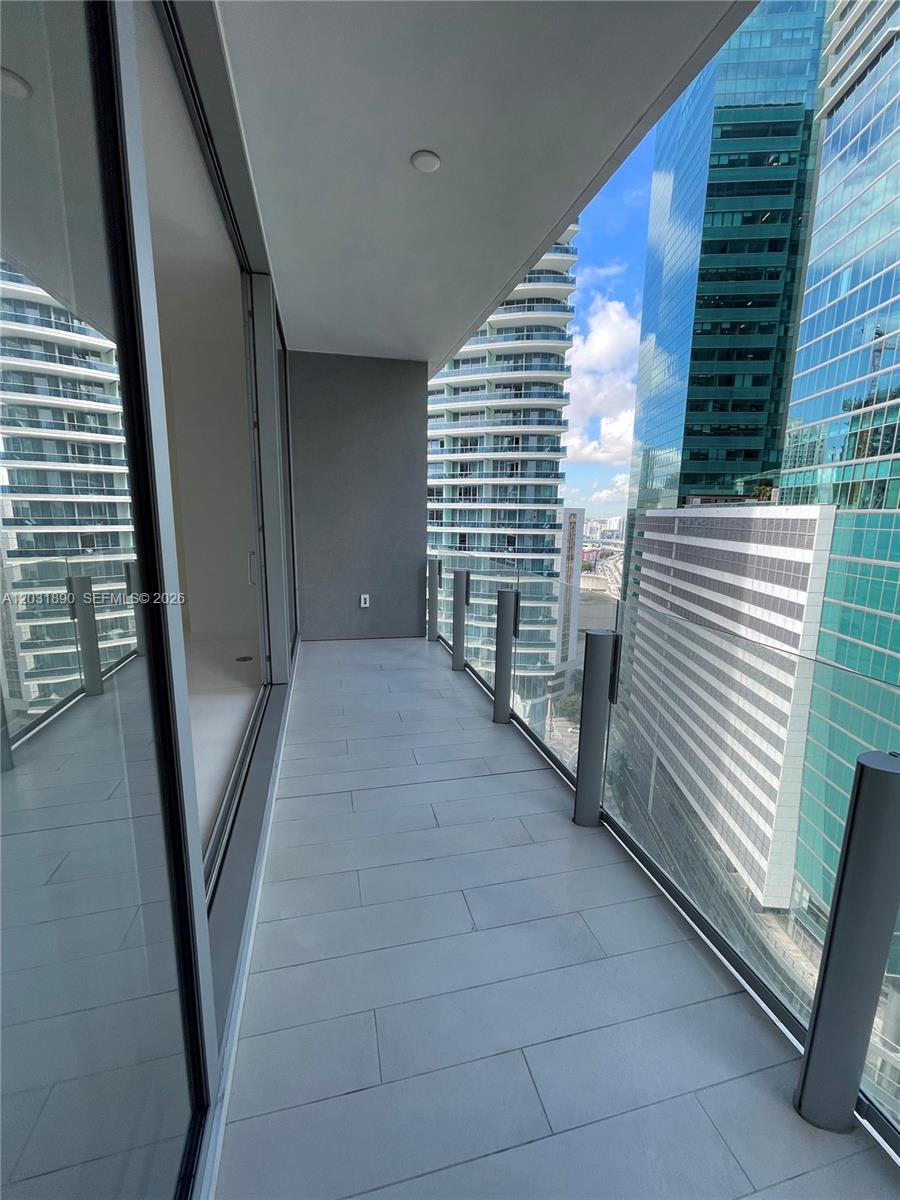 300 Biscayne Blvd Way