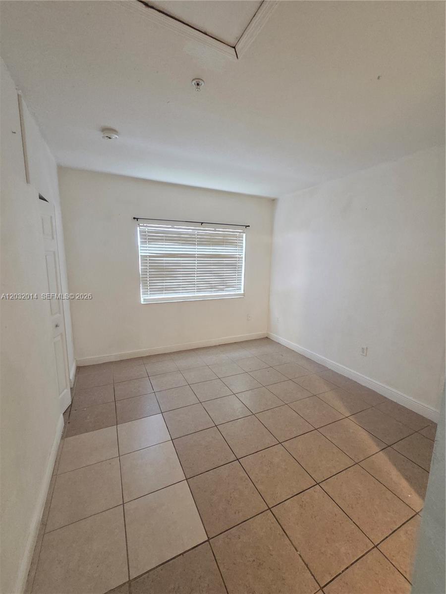 7989 NW 8th Street