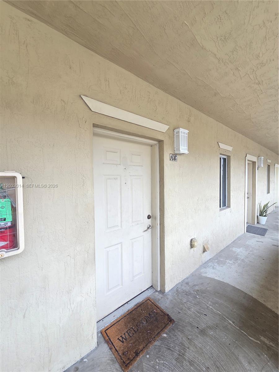 7989 NW 8th Street
