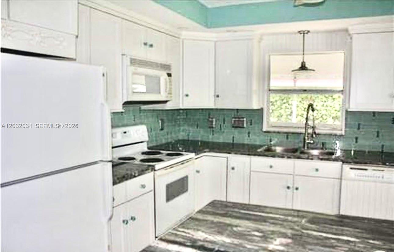 600 SE 19th Drive