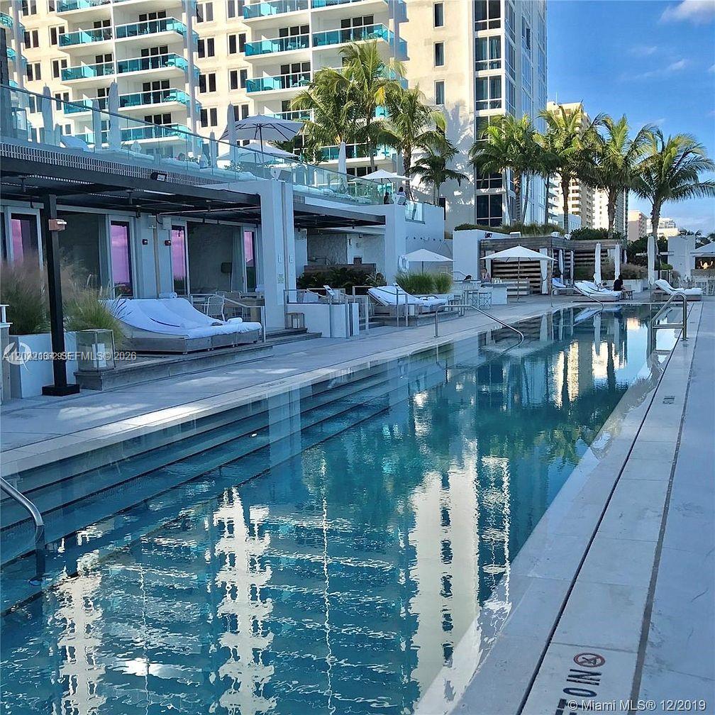 2301 Collins Avenue