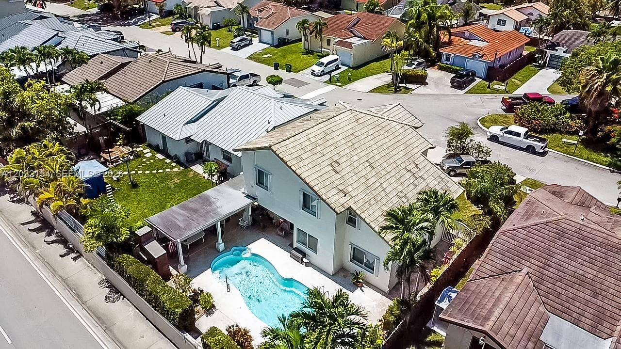 8532 SW 211th Terrace