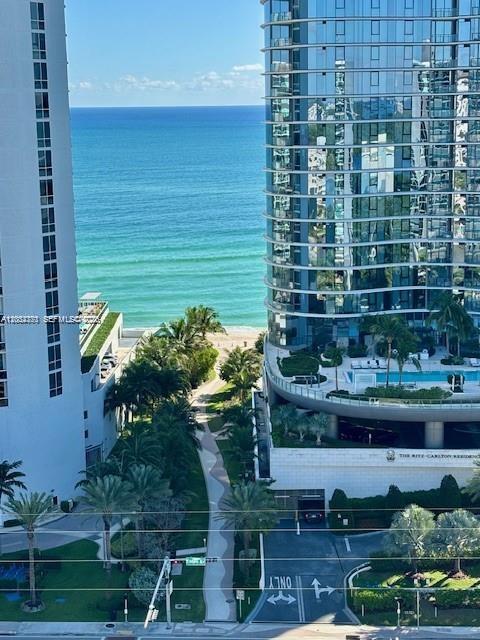500 Bayview Drive