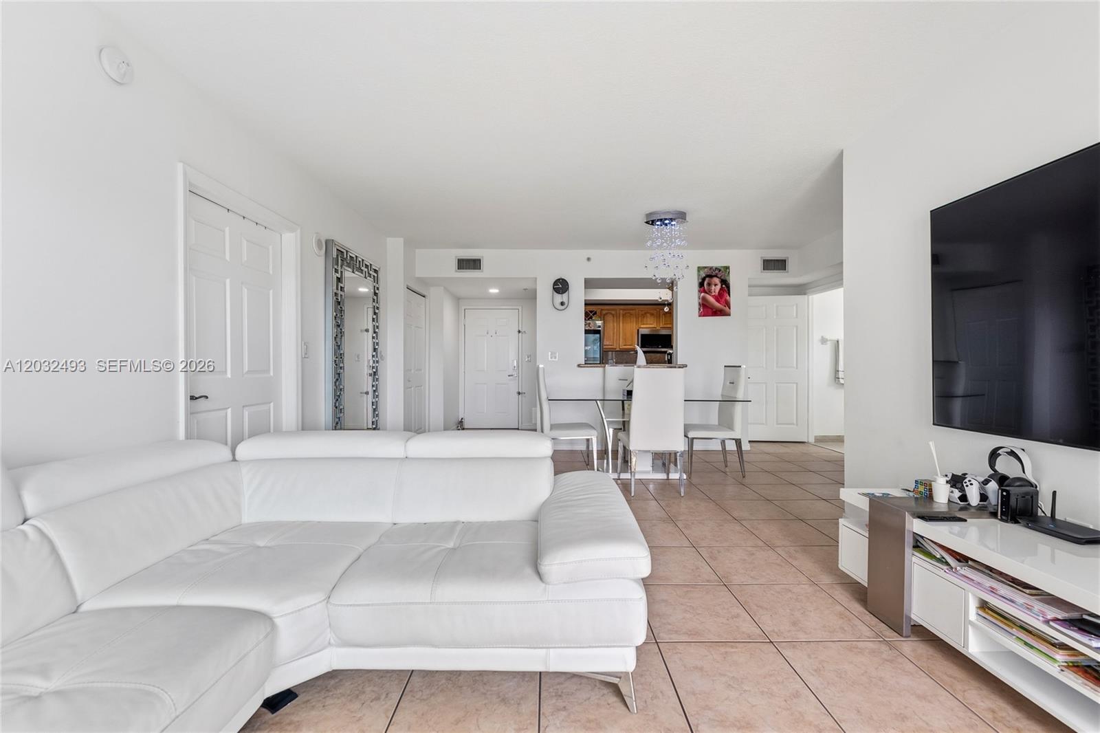 4242 NW 2nd Street