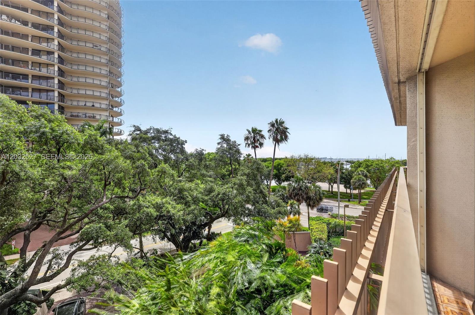 2901 S Bayshore Drive