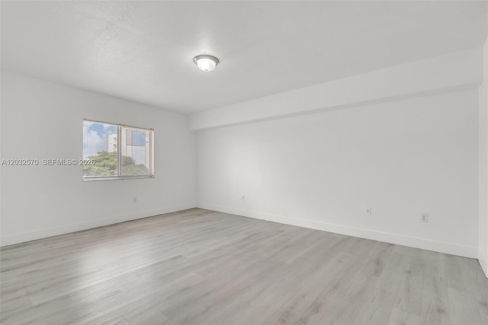 36 NW 6th Avenue