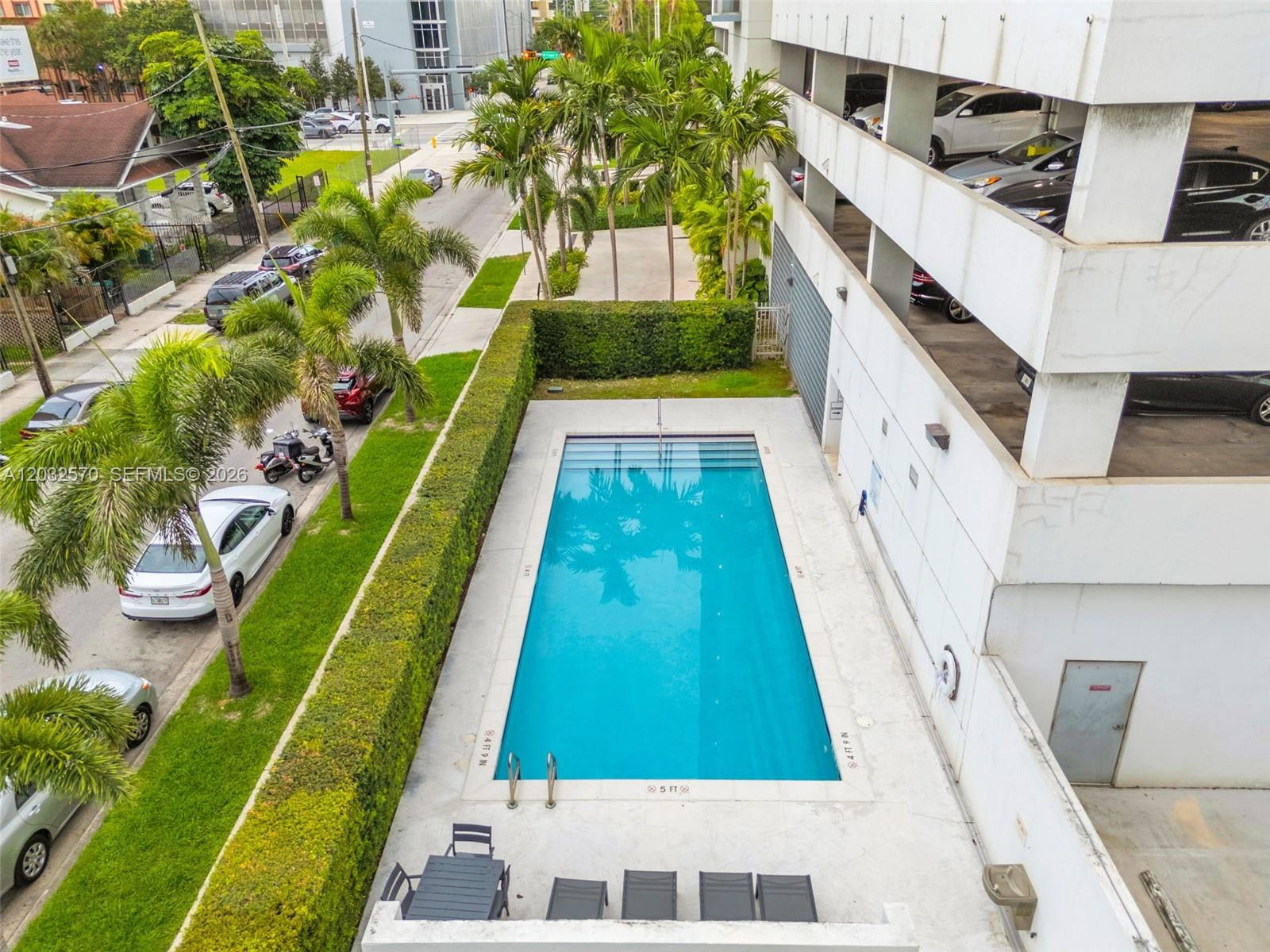 36 NW 6th Avenue