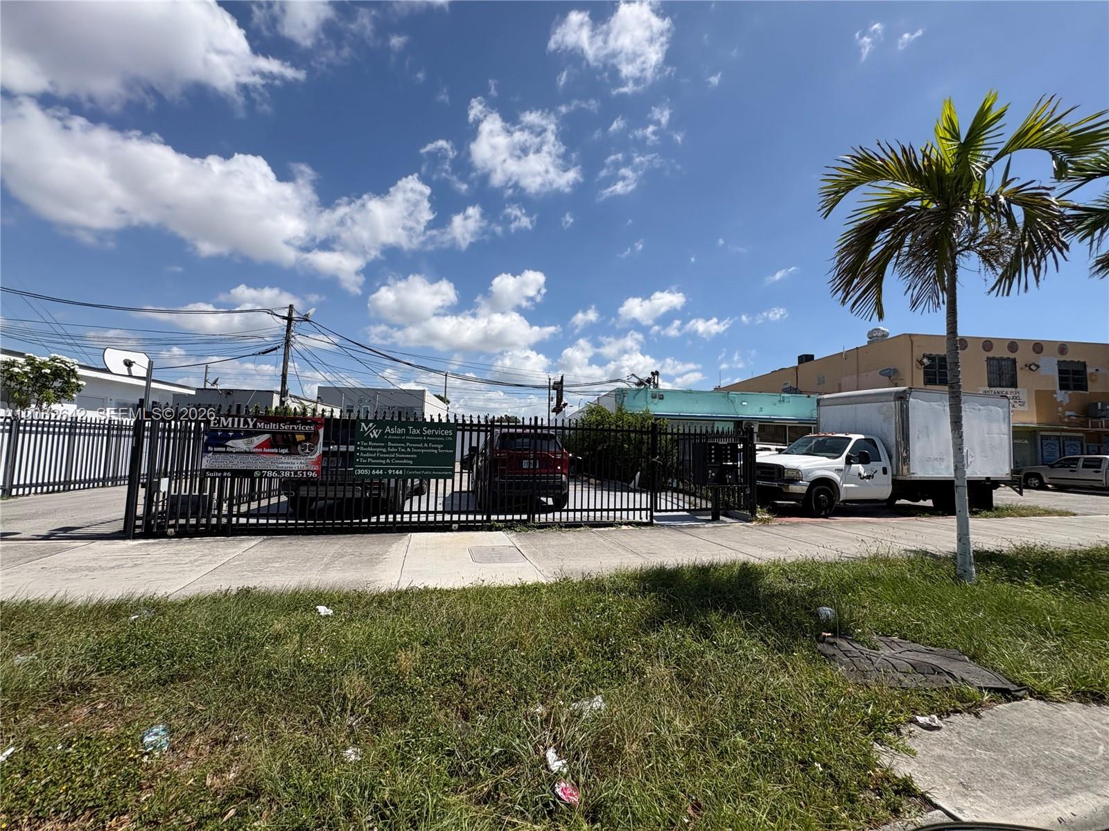 1772 W Flagler Street