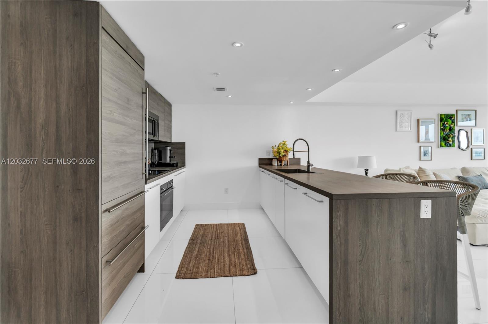 400 Sunny Isles Boulevard