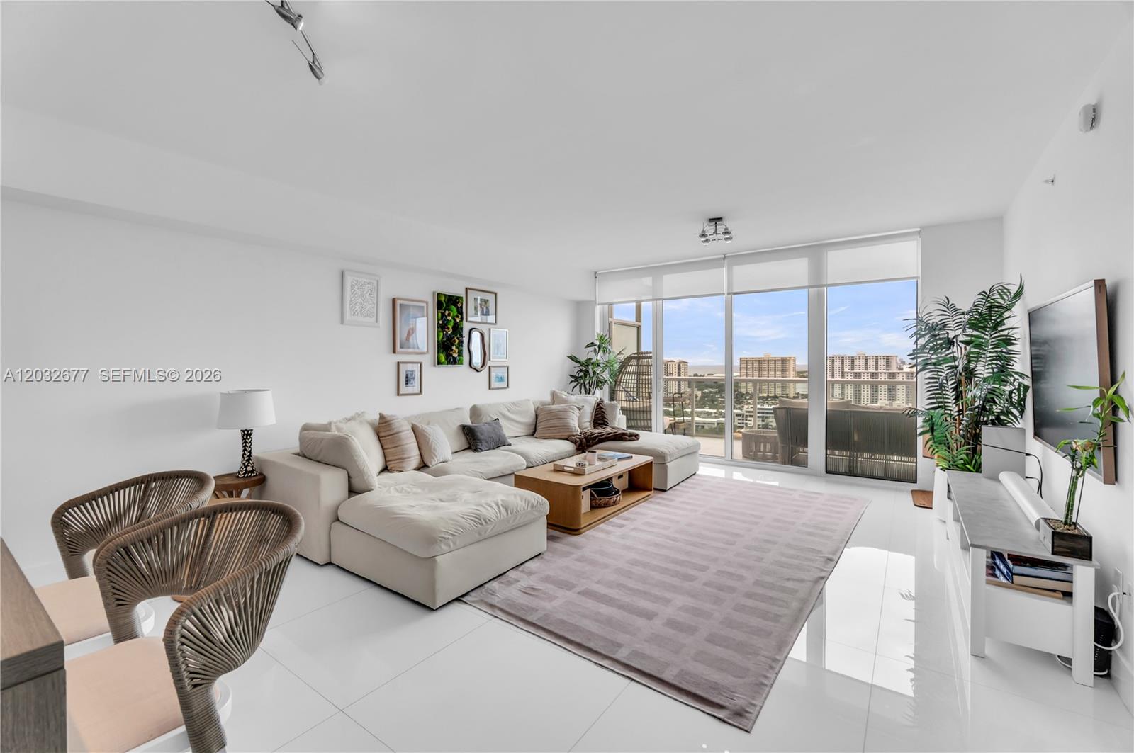 400 Sunny Isles Boulevard