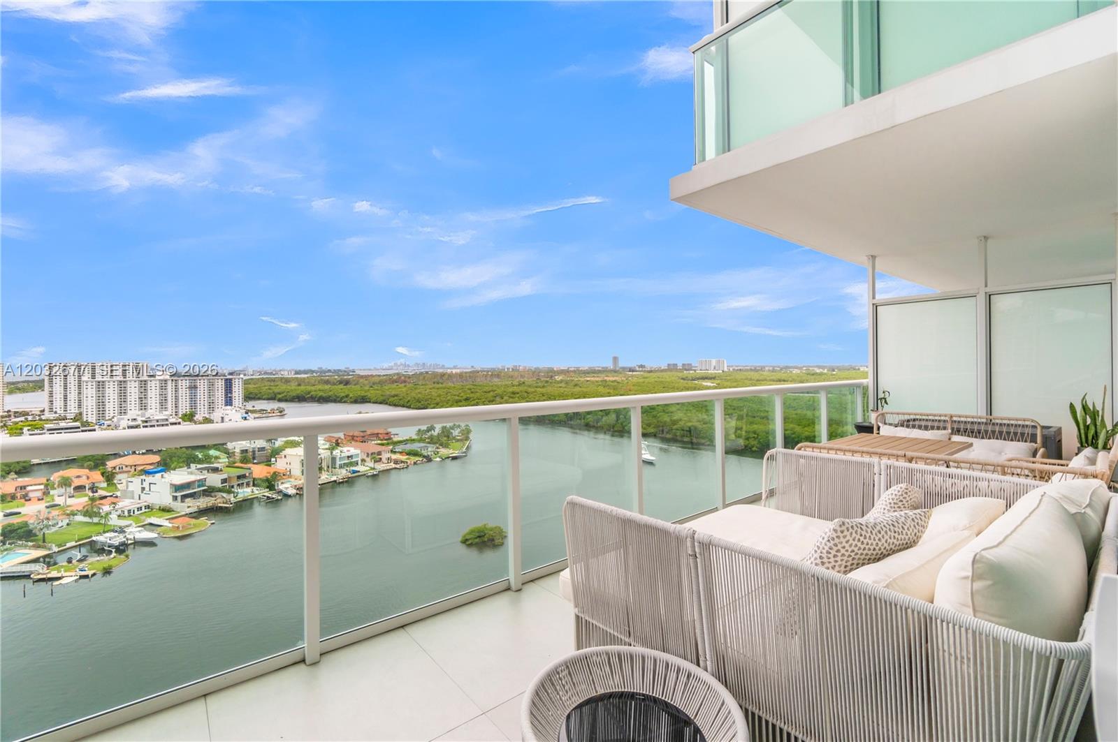 400 Sunny Isles Boulevard
