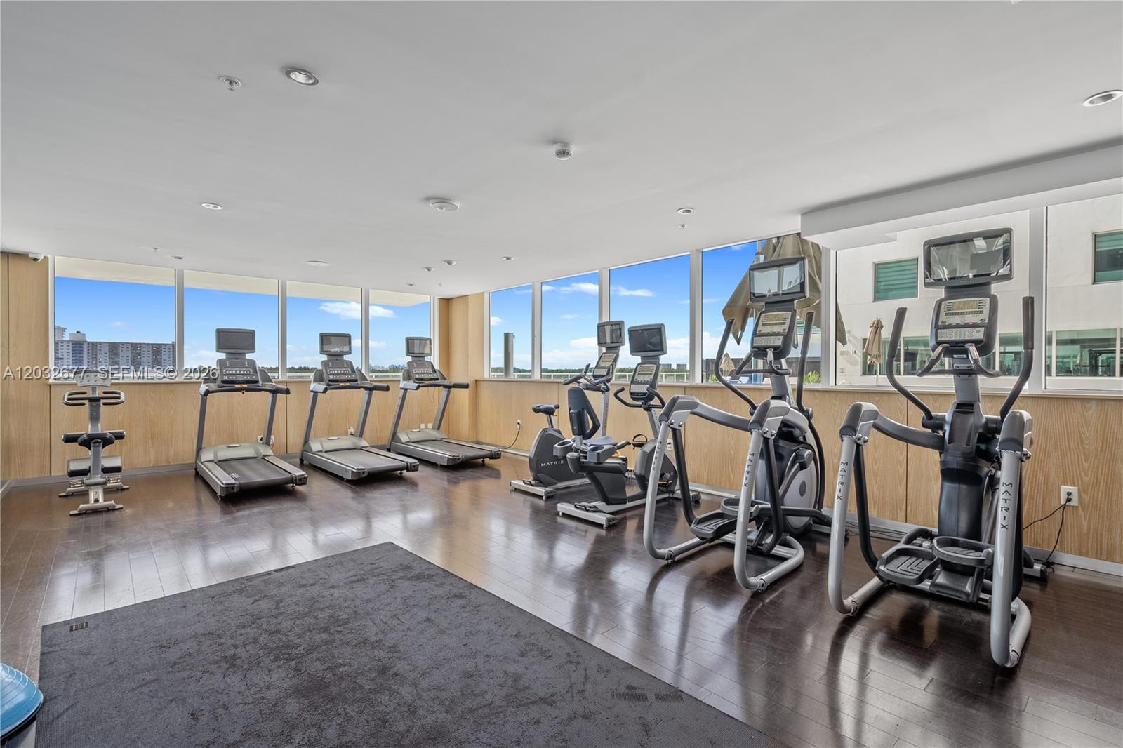 400 Sunny Isles Boulevard