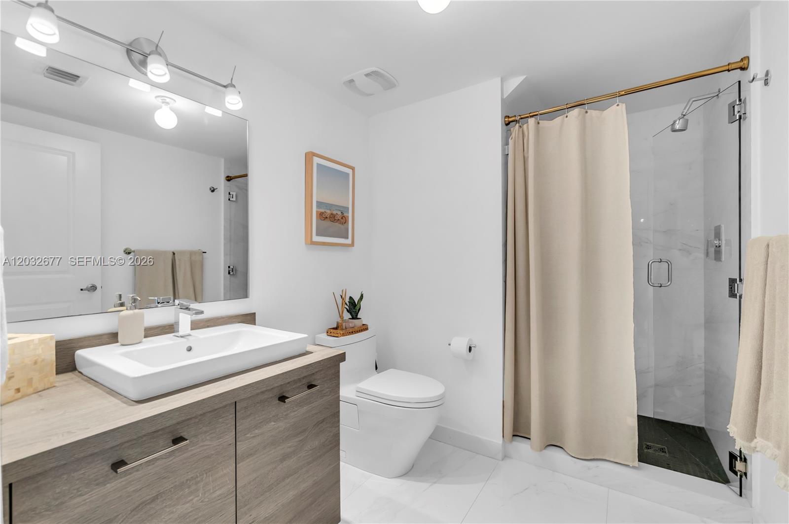 400 Sunny Isles Boulevard