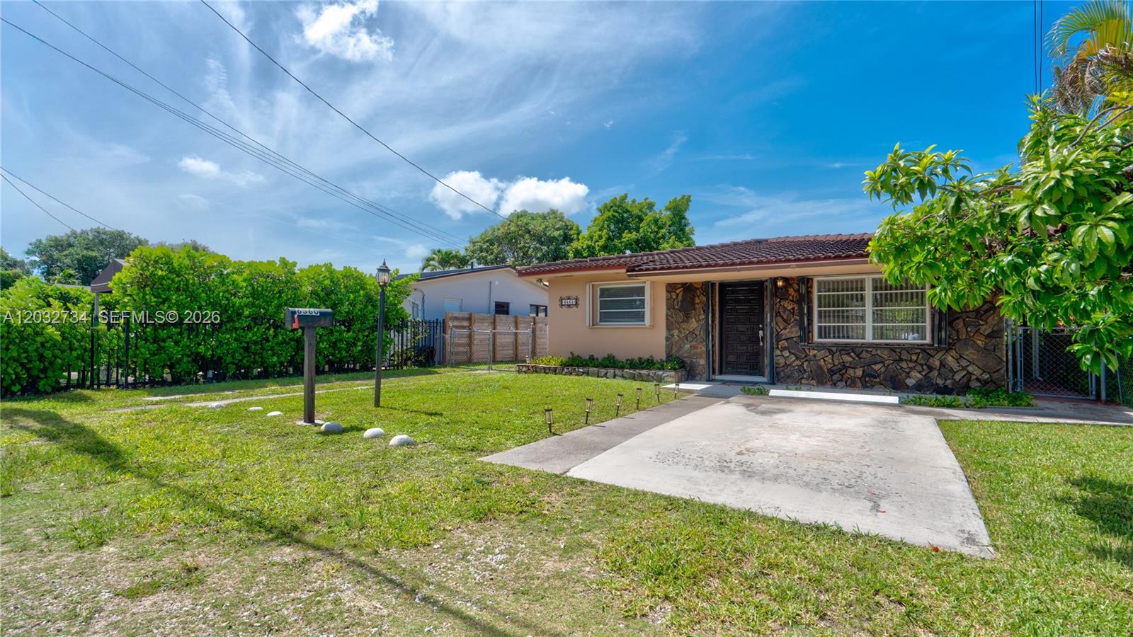 6560 SW 34th Street