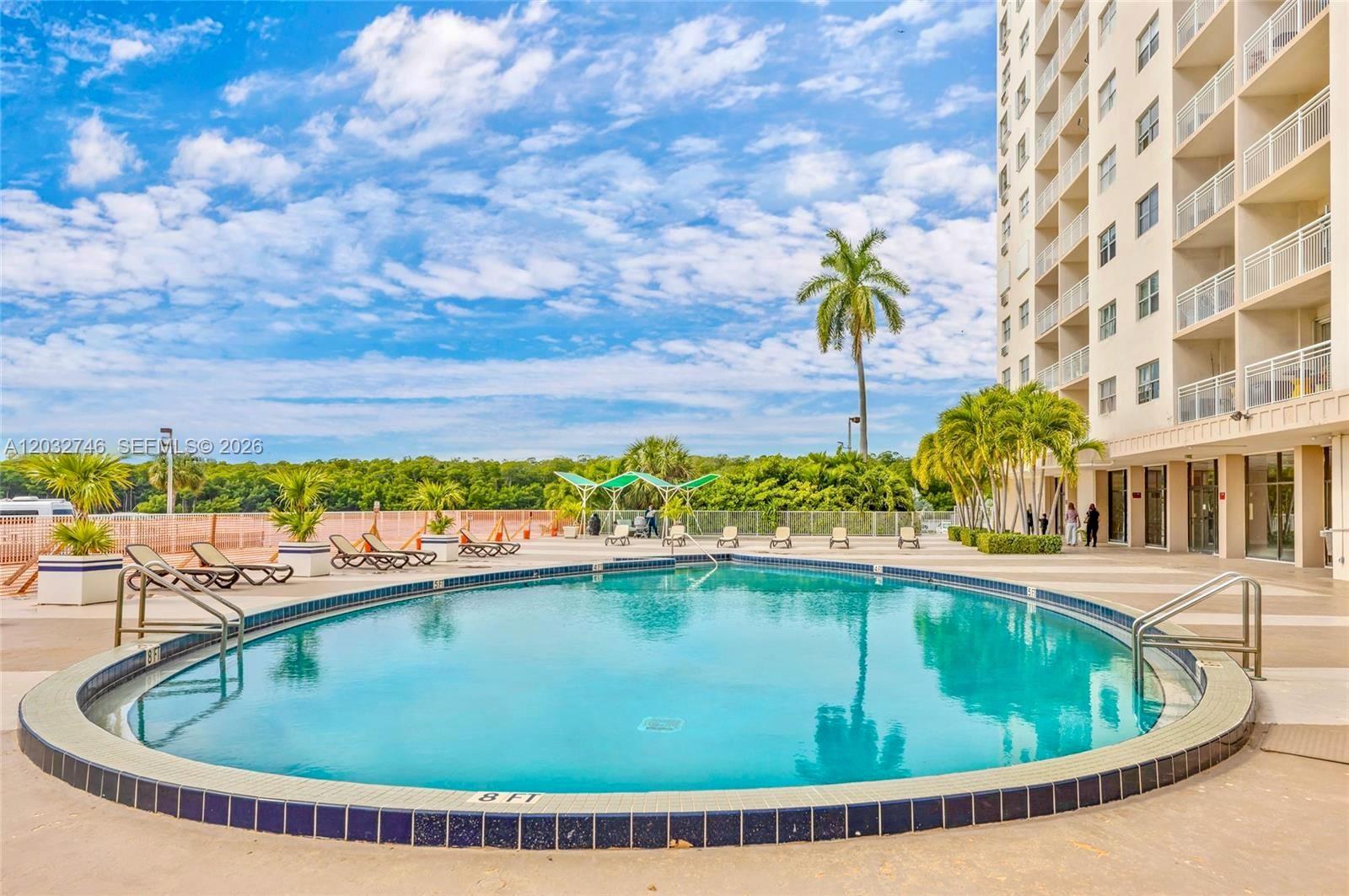 400 Kings Point Drive