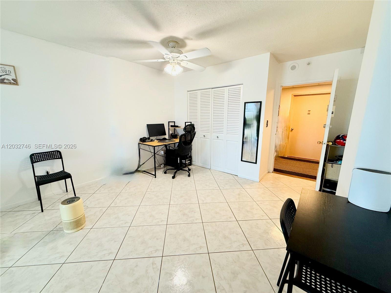 400 Kings Point Drive