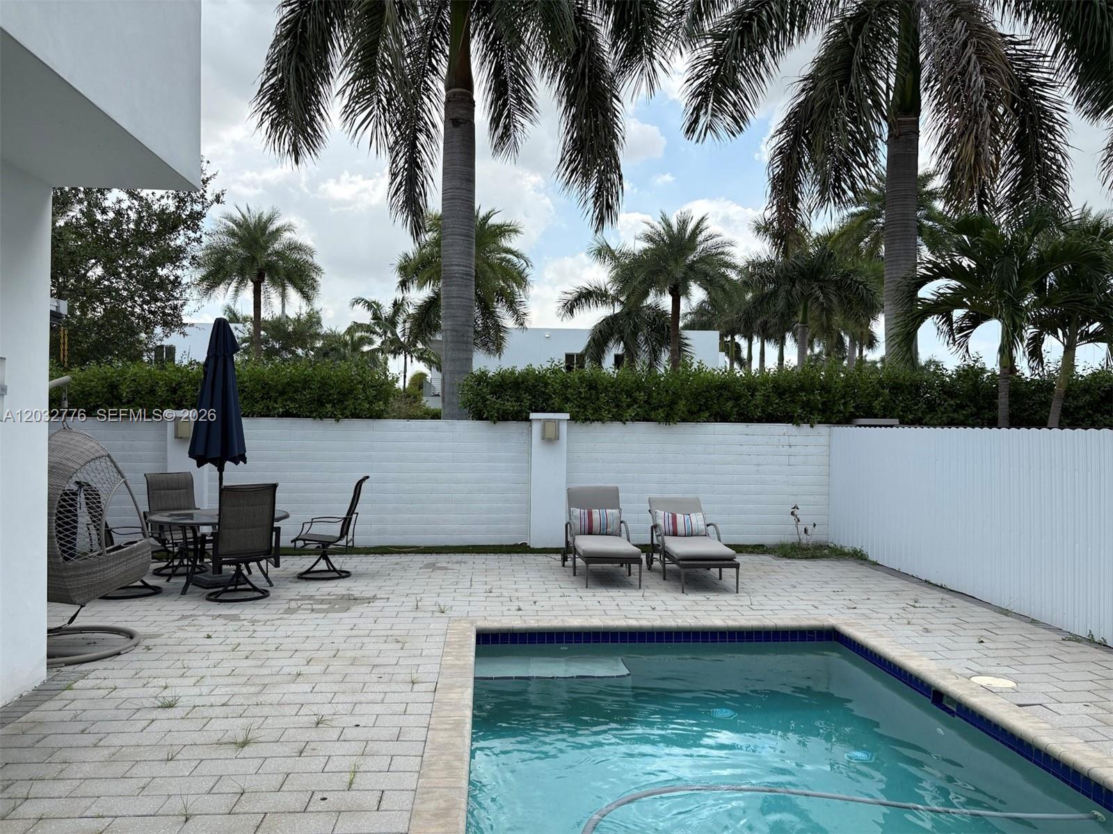 7433 NW 99th Avenue