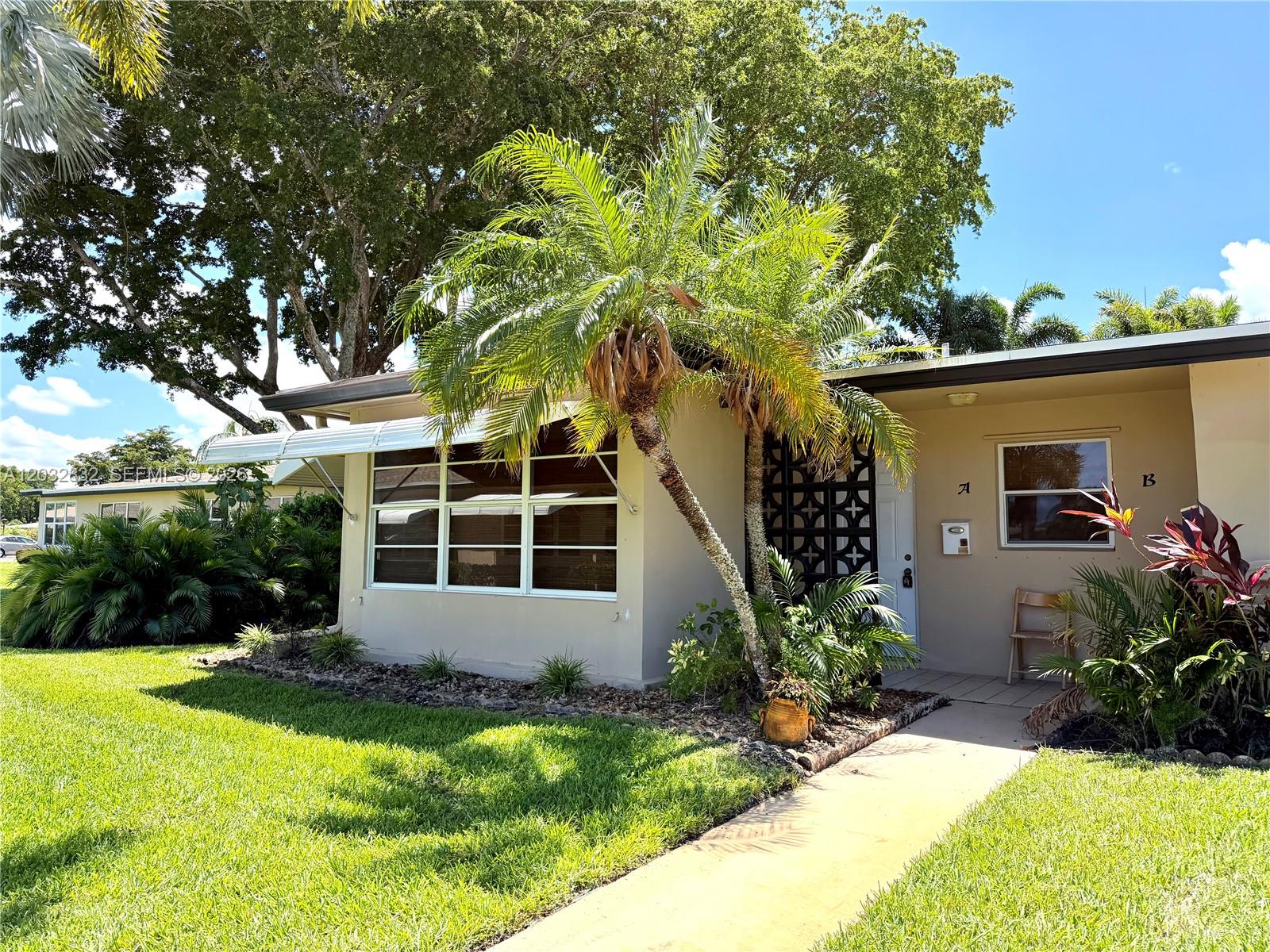 1042 North Drive
