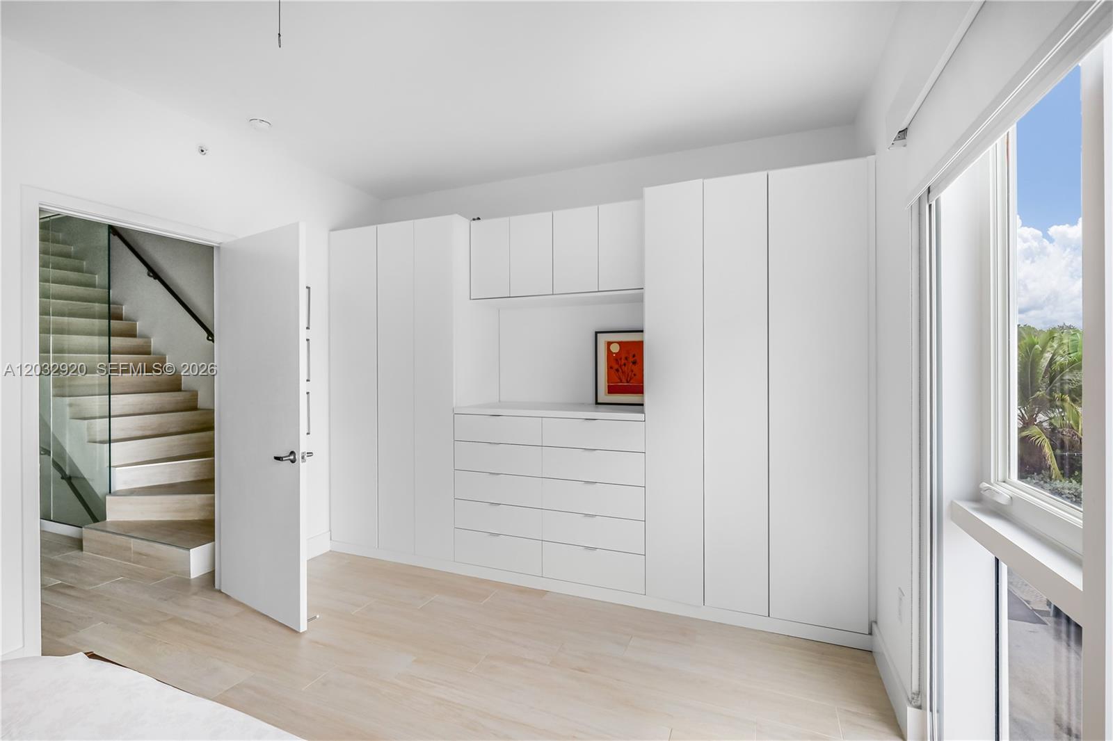 455 NE 39th Street