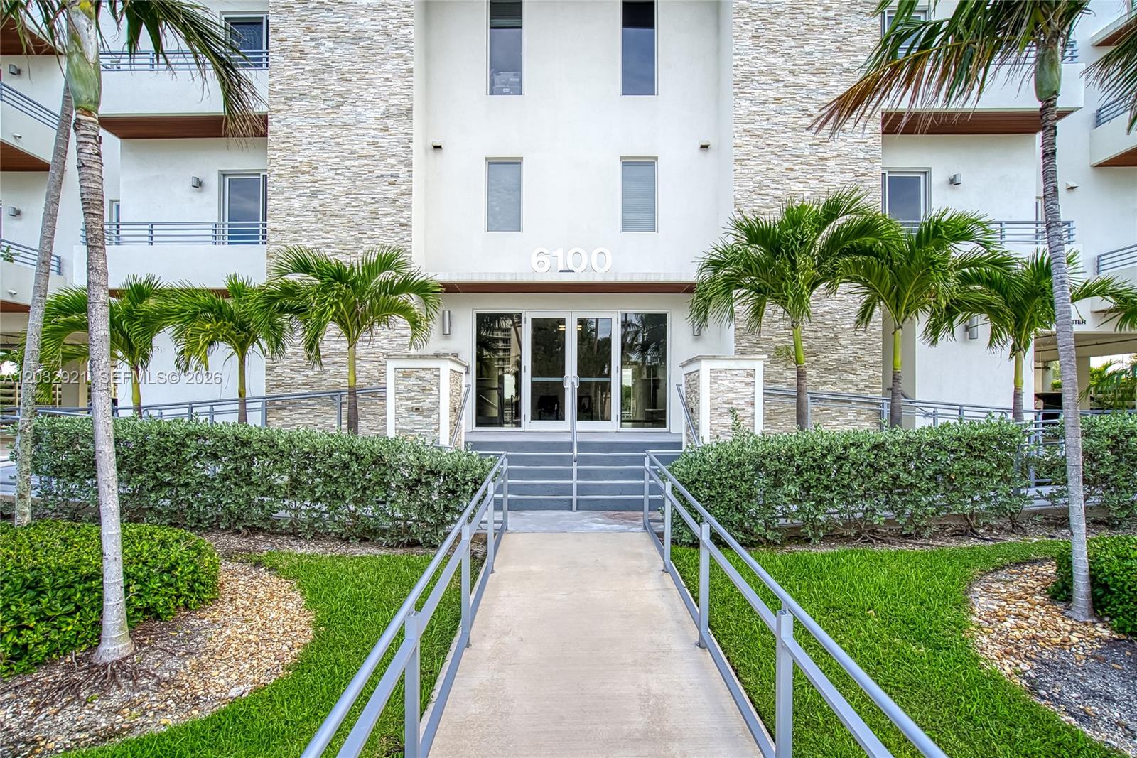 6100 N Ocean Drive