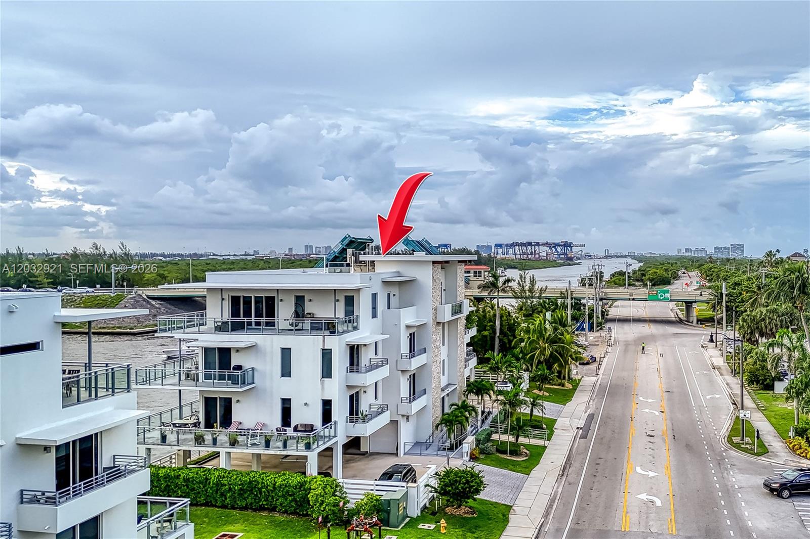 6100 N Ocean Drive