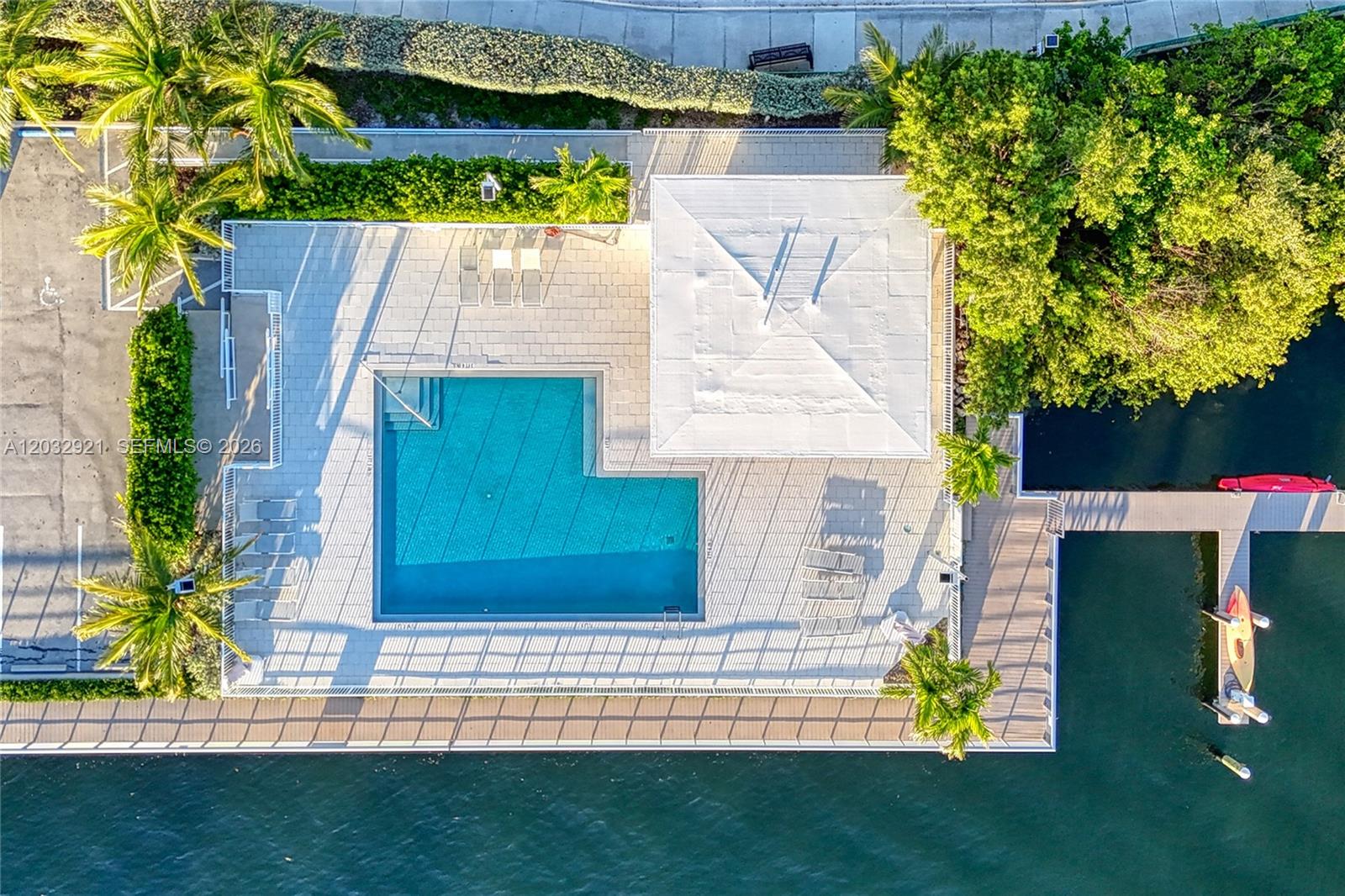 6100 N Ocean Drive