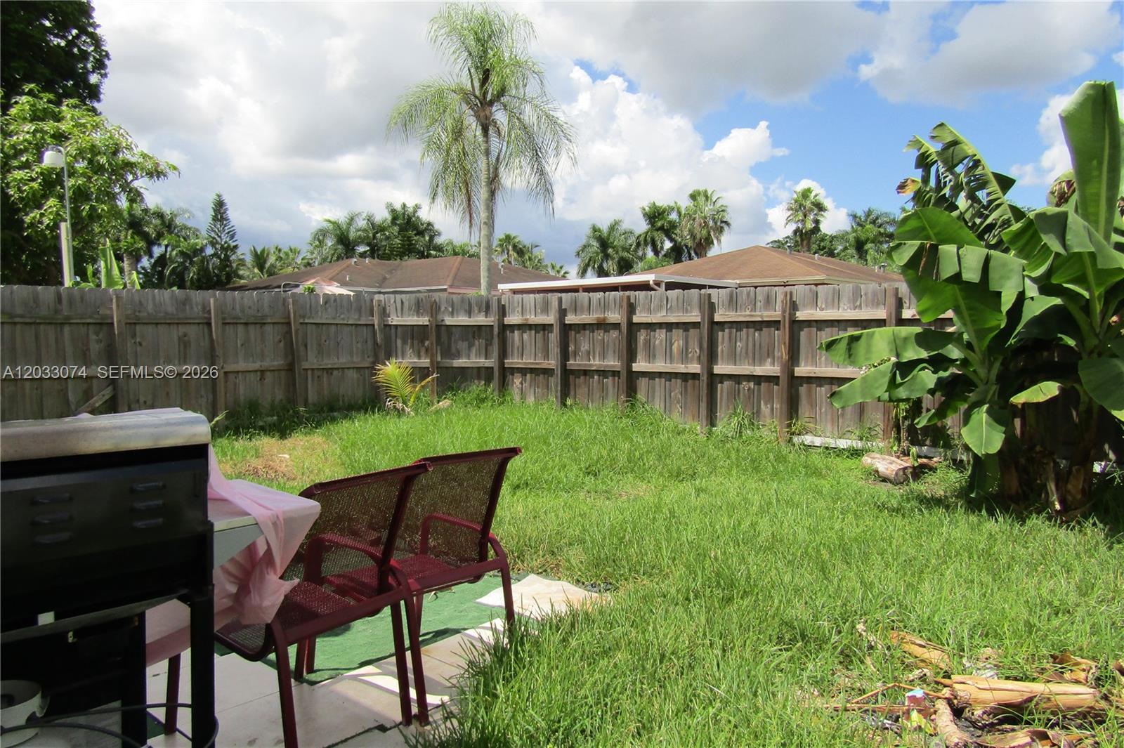 942 SW 8th Place