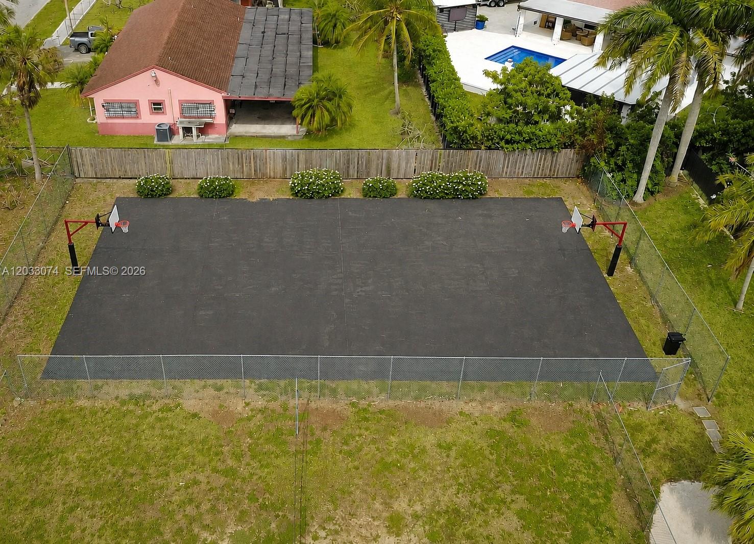 942 SW 8th Place
