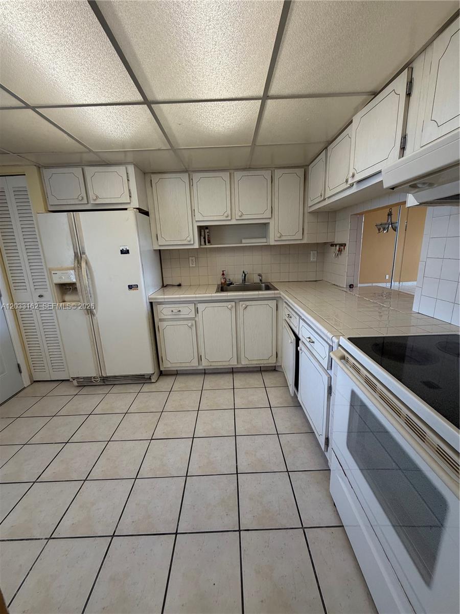1401 NE Miami Gardens Drive