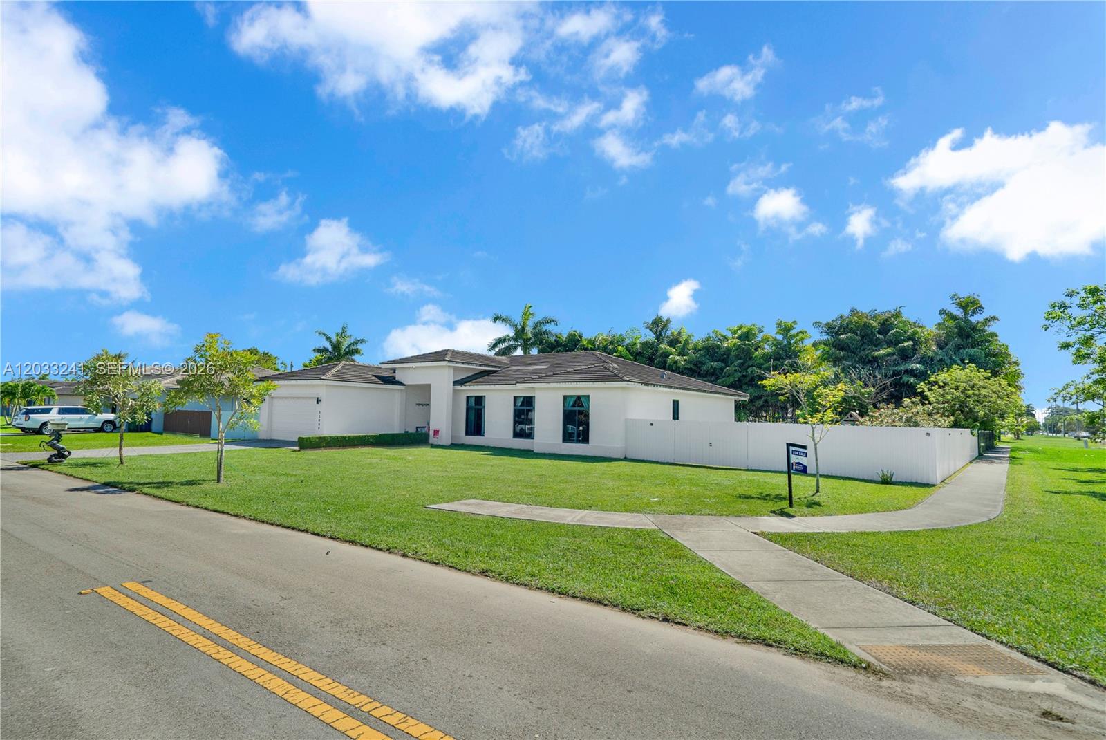 32008 SW 199th Place