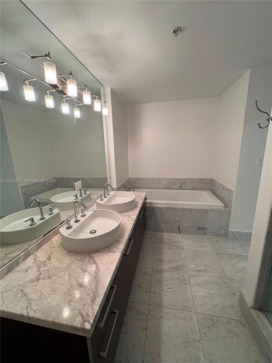 253 NE 2nd Street