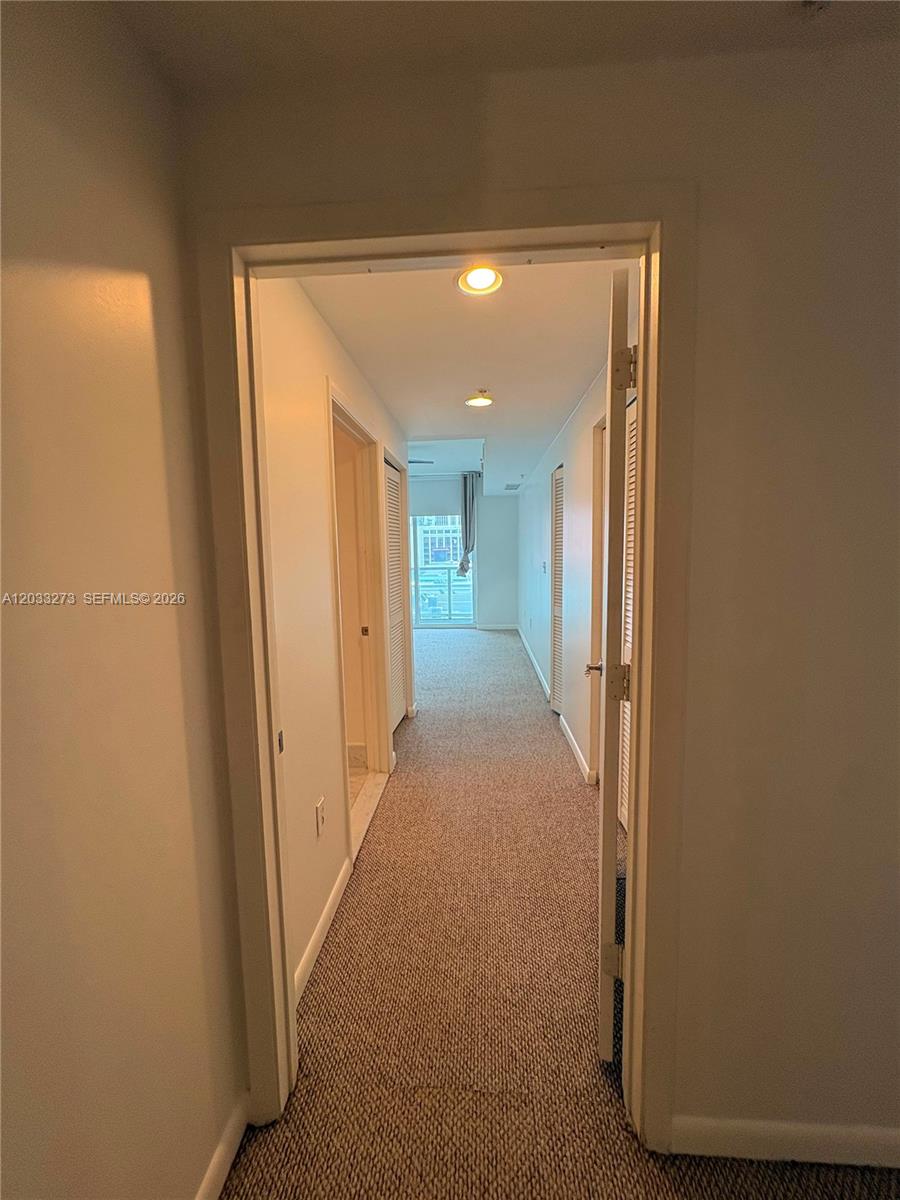 253 NE 2nd Street