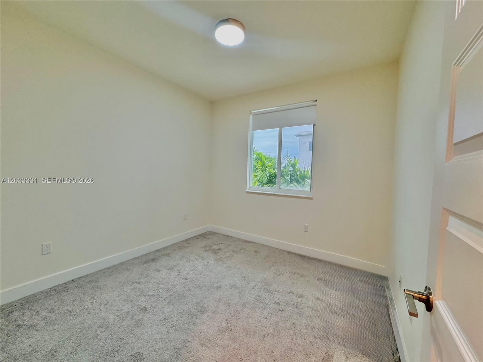10295 NW 64th Terrace