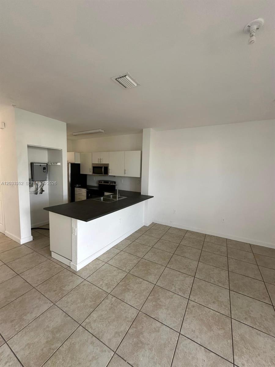 2819 SE 1st Drive