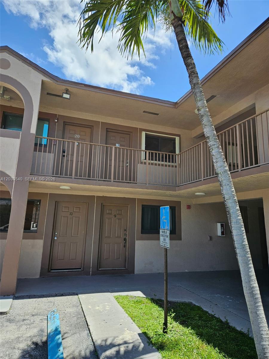 2348 W 56th Street
