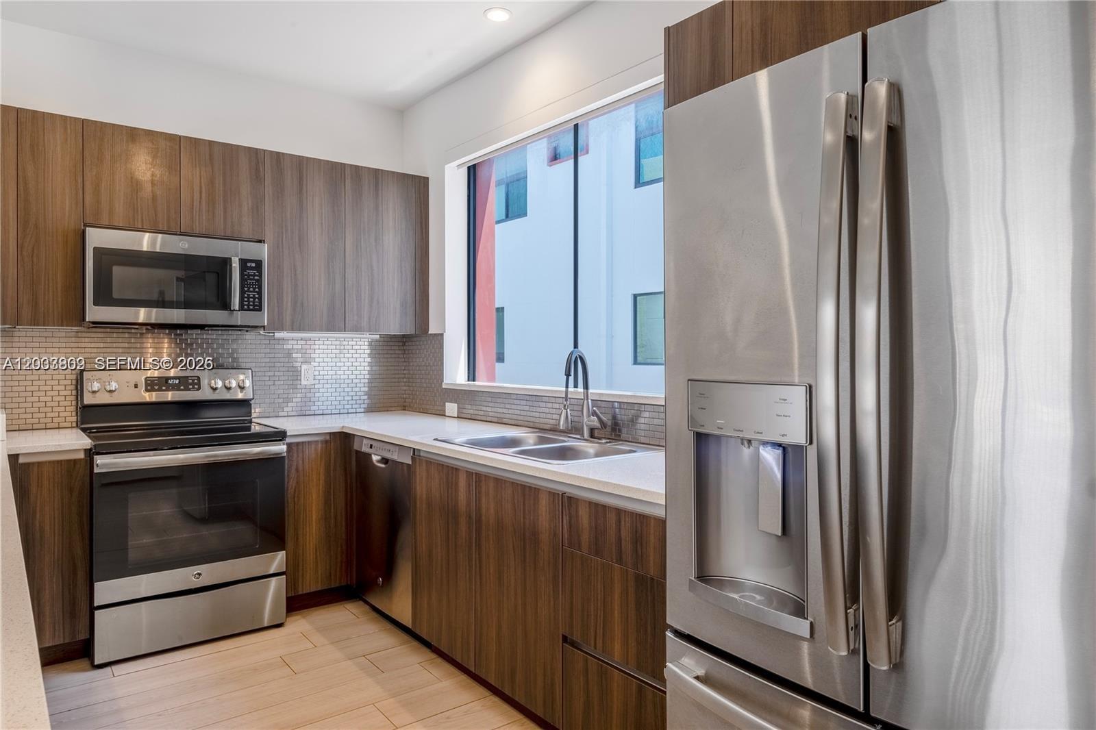 113 NE 6 Street