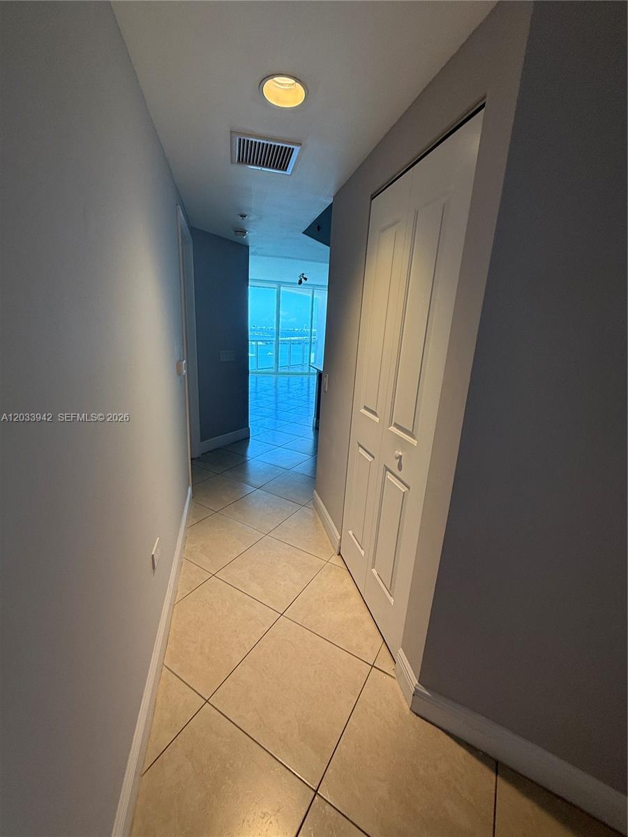 480 NE 30th Street