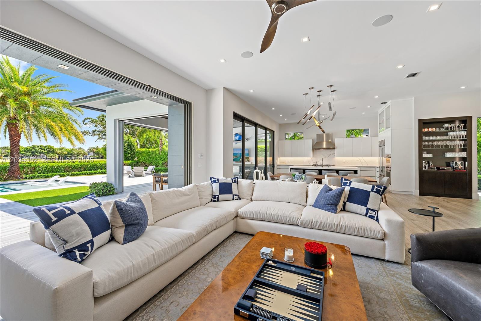 162 Commodore Drive