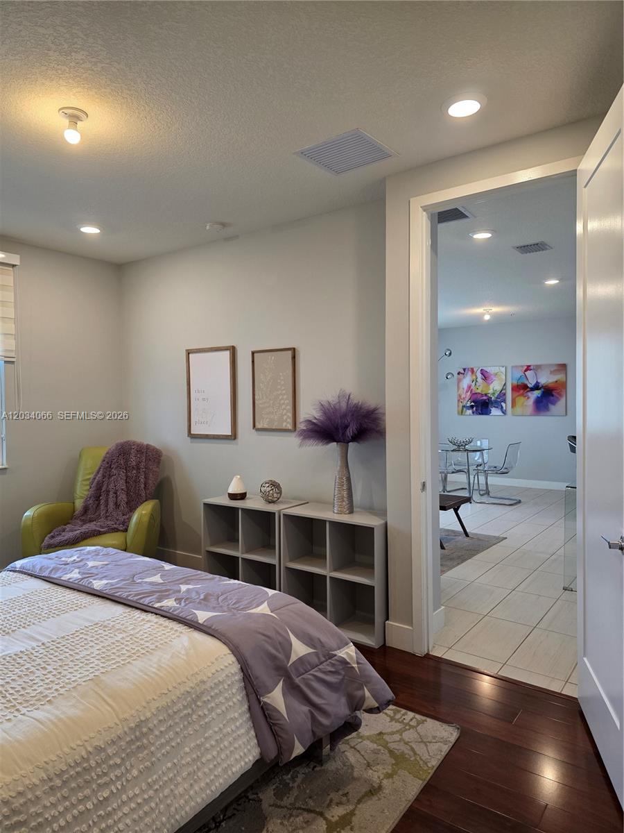 10222 NW 64th Way