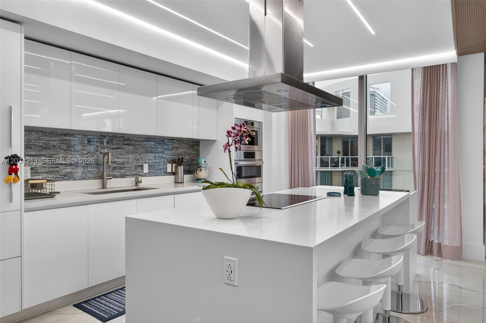 300 Sunny Isles Boulevard
