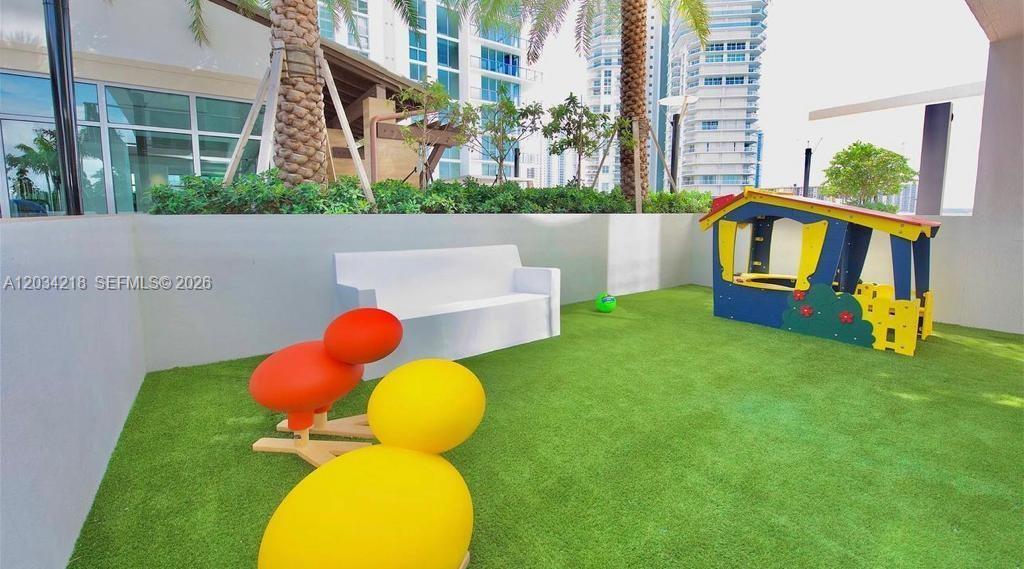 300 Sunny Isles Boulevard