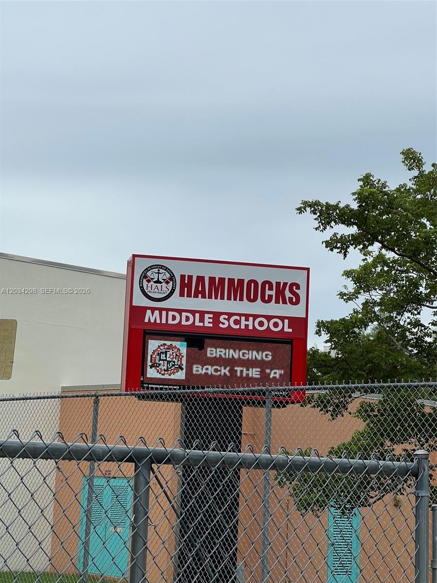 9710 Hammocks Boulevard