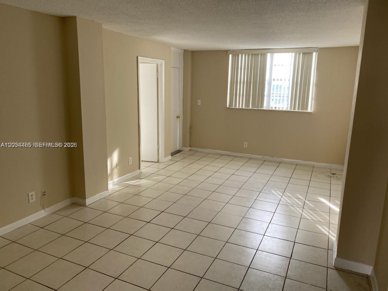 2903 N Miami Beach Boulevard