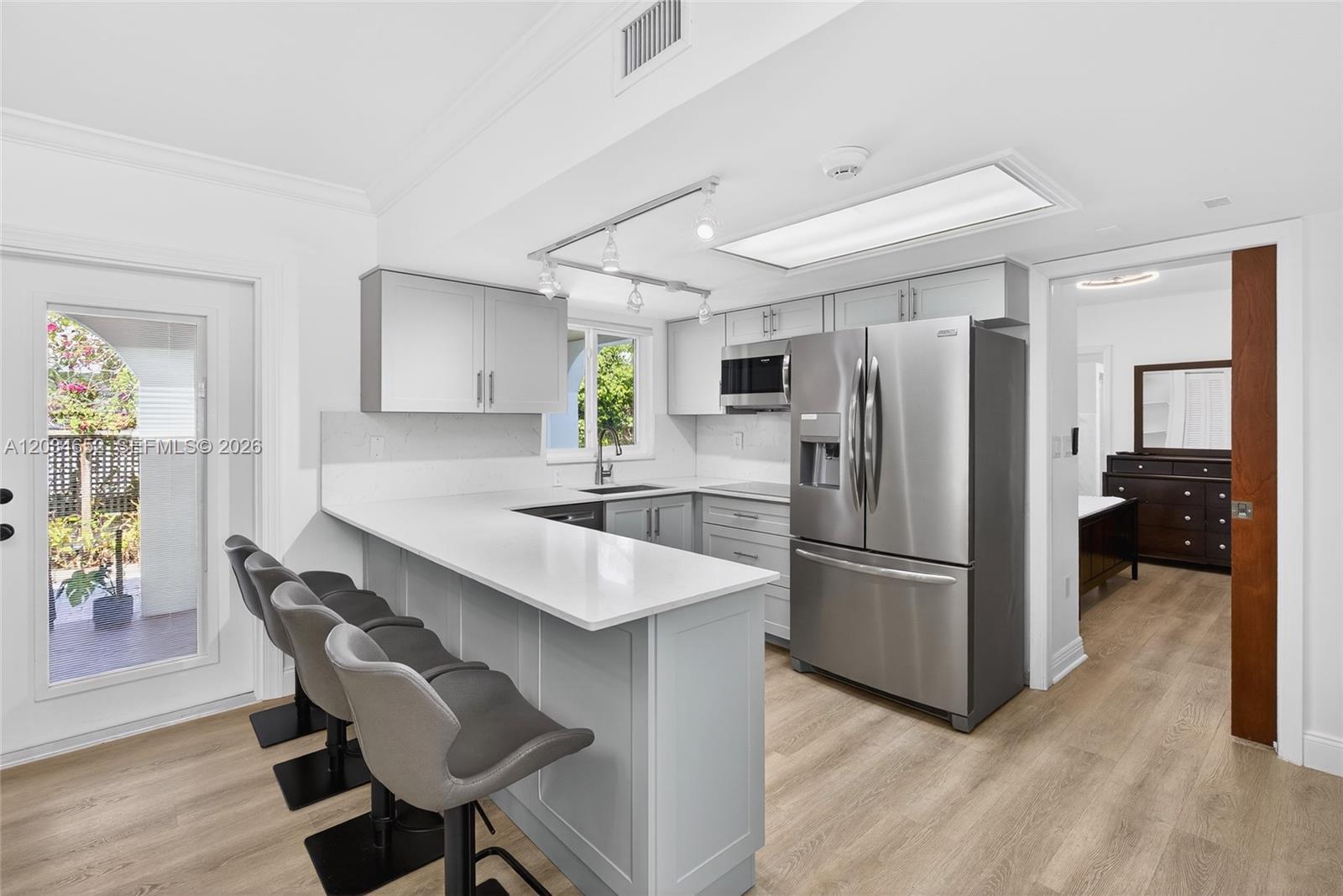2431 SW 4th Street