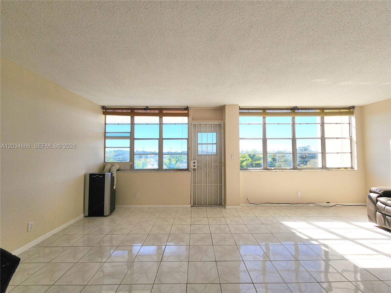 2025 NE 164th Street