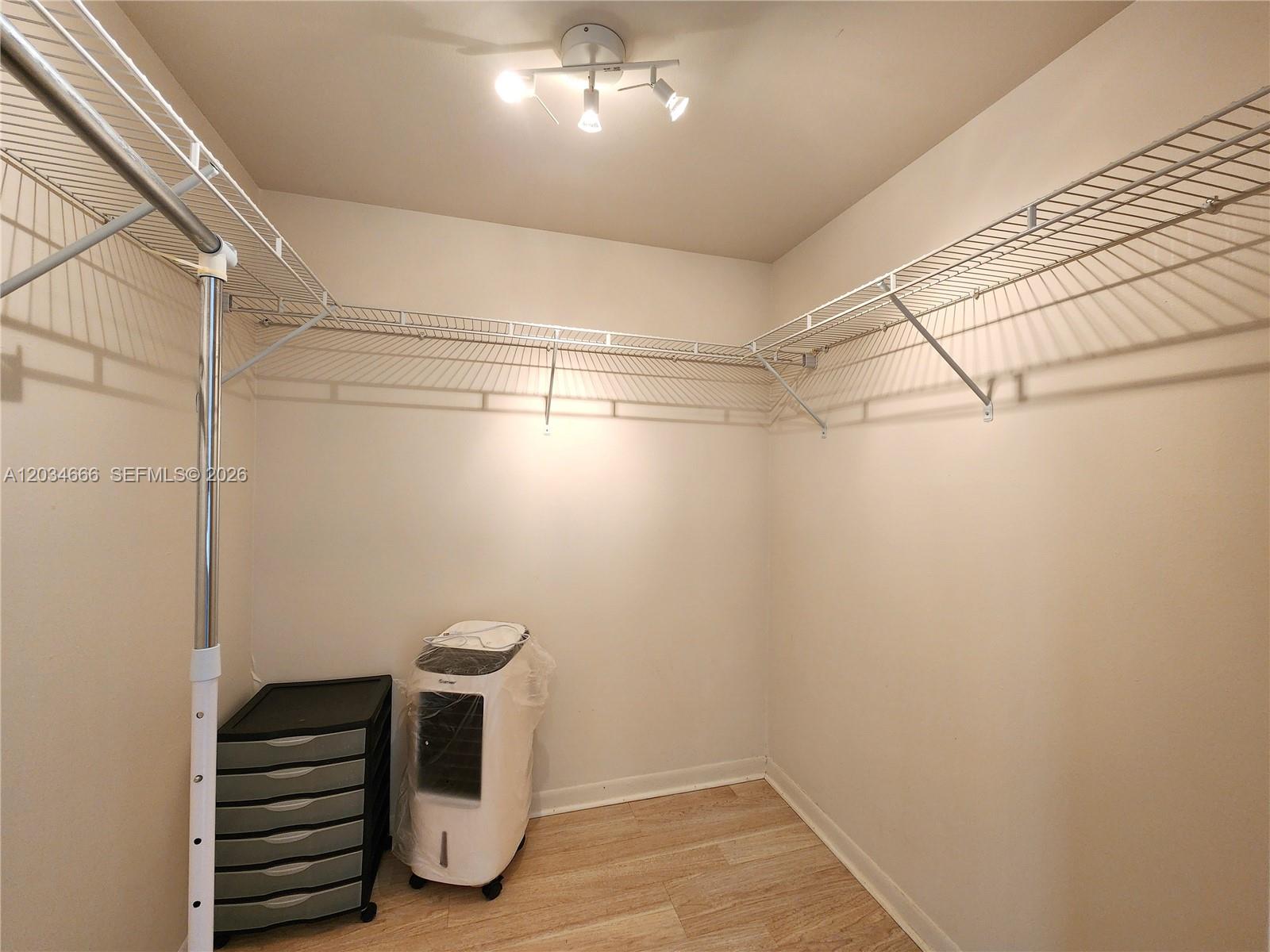 2025 NE 164th Street