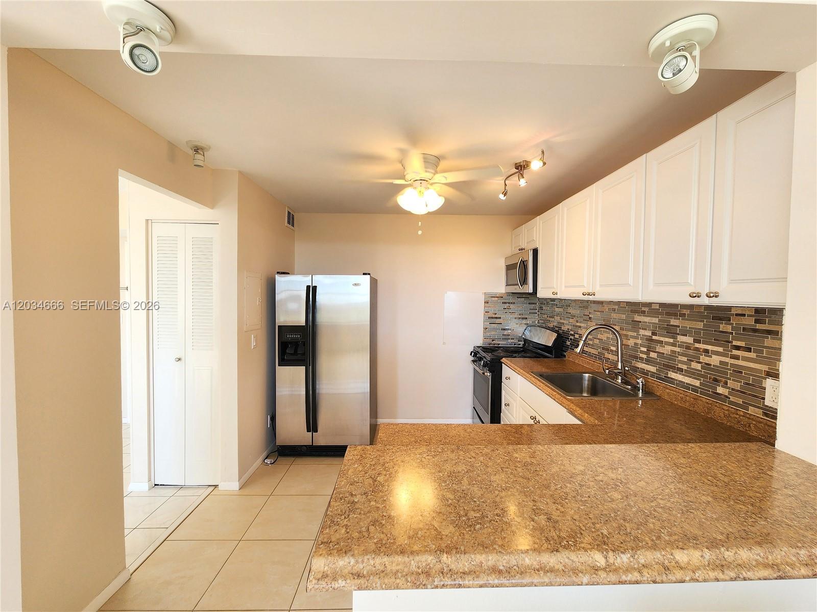 2025 NE 164th Street