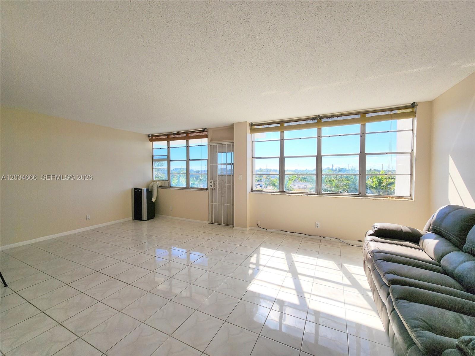 2025 NE 164th Street